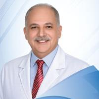 أخصائي أمراض القلب والأوعية الدمويه