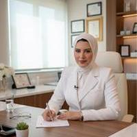 اخصائية التغذية العلاجية والإكلينيكية و التخسيس