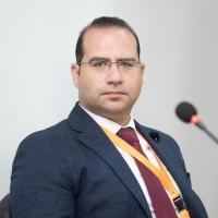 استشاري اول المخ والاعصاب