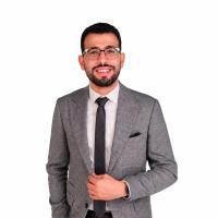 استشاري امراض القلب والاوعية الدموية بمستشفيات جامعة القاهرة