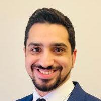 اخصائي باطنة وقلب واوعية دموية