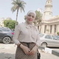 اخصائي جراحة التجميل والجراحة العامة . جامعة القاهرة .