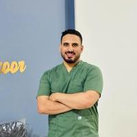 استشاري جراحة فم الاسنان والحشوات وعلاج العصب والتركيبات
