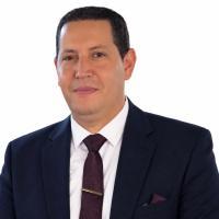 اخصائي أمراض القلب والأوعية الدموية