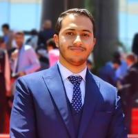 اخصائي طب وجراحة الفم وتجميل الأسنان