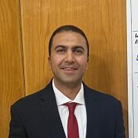 استشاري جراحه العظام والمفاصل الصناعيه