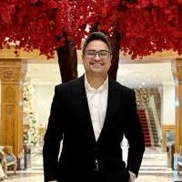 أخصائي جراحة العظام والمفاصل الصناعيه و آلام العمود الفقري ومناظير الكتف والركبه