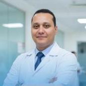 اخصائى انف واذن وحنجرة