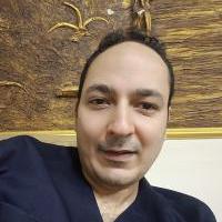 استشاري العناية المركزة وعلاج الالام والتخدير 
والباطنة والكبد والجهاز الهضمي والمناظير