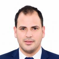 أخصائي جراحات العظام والكسور والمفاصل الصناعيه ومناظير الركبه والكتف