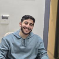 اخصائي علاج طبيعي
