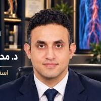 استشاري جراحة الأوعية الدموية