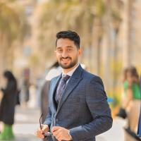 اخصائي العلاج الطبيعي بمستشفيات جامعه القاهره (القصر العيني )