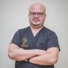 دكتور اسامه محمود صلاح عكاشه استشاري جراحه العظام والكسور والمفاصل والعمود الفقري وعلاج في 6 اكتوبر