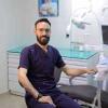 دكتور عبيده محمد عبد الحليم اخصائي طب وجراحة الفم وتجميل الاسنان في الشيخ زايد