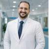 دكتور احمد عزت استشاري جراحه العظام و المفاصل و العمود الفقري في وسط البلد