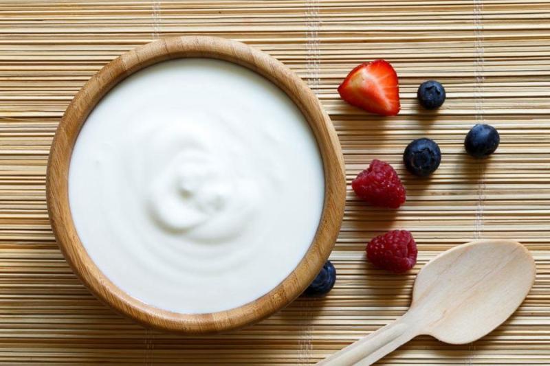 تناول الزبادي في السحور لتعزيز الهضم وتحسين الصحة