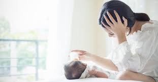 صداع ما بعد الولادة وأسبابه