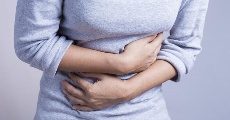 الأسباب المحتملة لآلام أعلى البطن