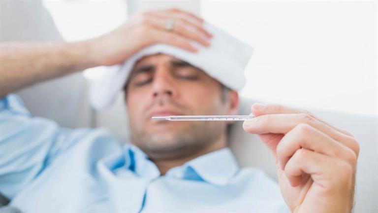 أسباب درجة حرارة الجسم الخطيرة وأعراضها