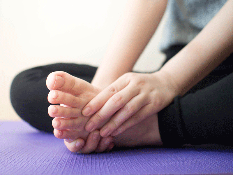 أعراض إقفار الطرف الحرج