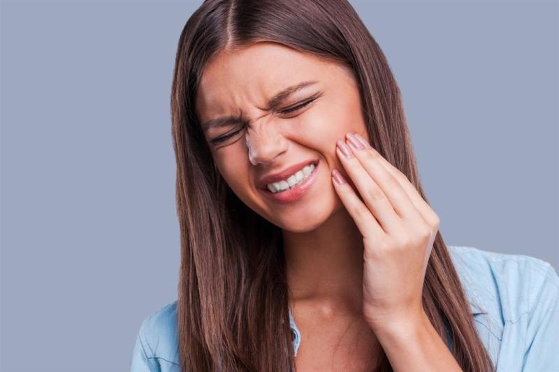 أسباب حساسية الأسنان المفاجئة