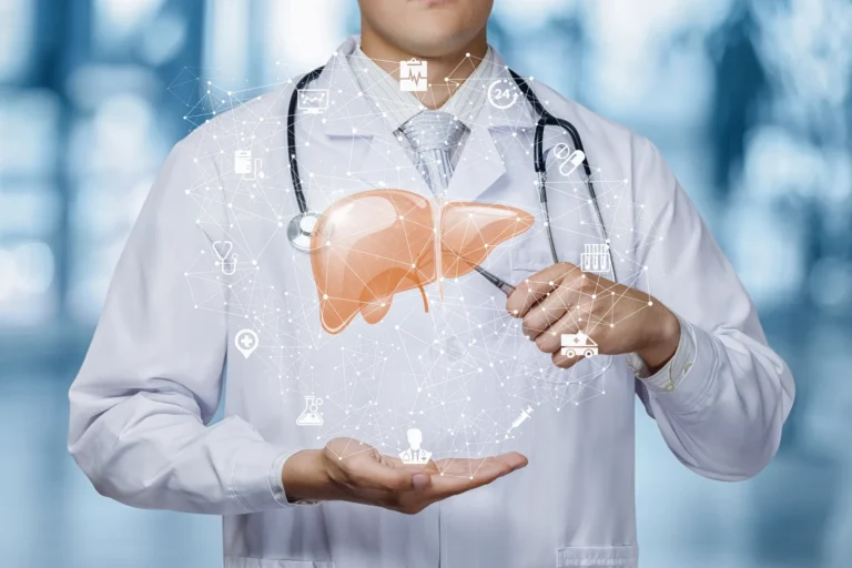 أورام الكبد الحميدة وأعراضها ومضاعفتها