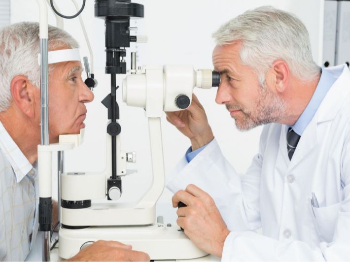 ورم ضاغط على العصب البصري ومضاعفاته