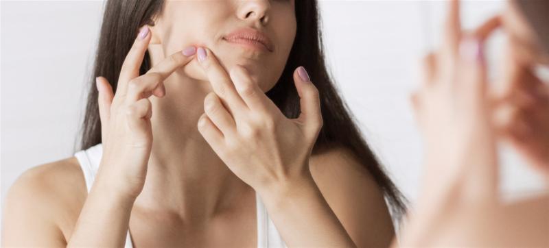 أبرز علامات الحمل وتأثيرها على البشرة