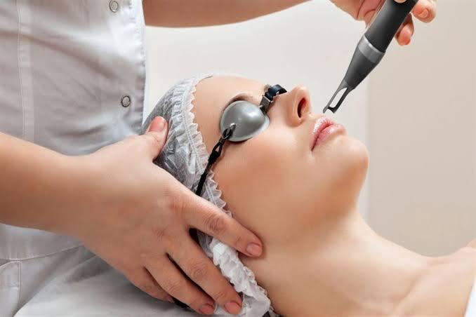 هل توجد علاقة بين ليزر إزالة الشعر والإصابة بالسرطان ؟